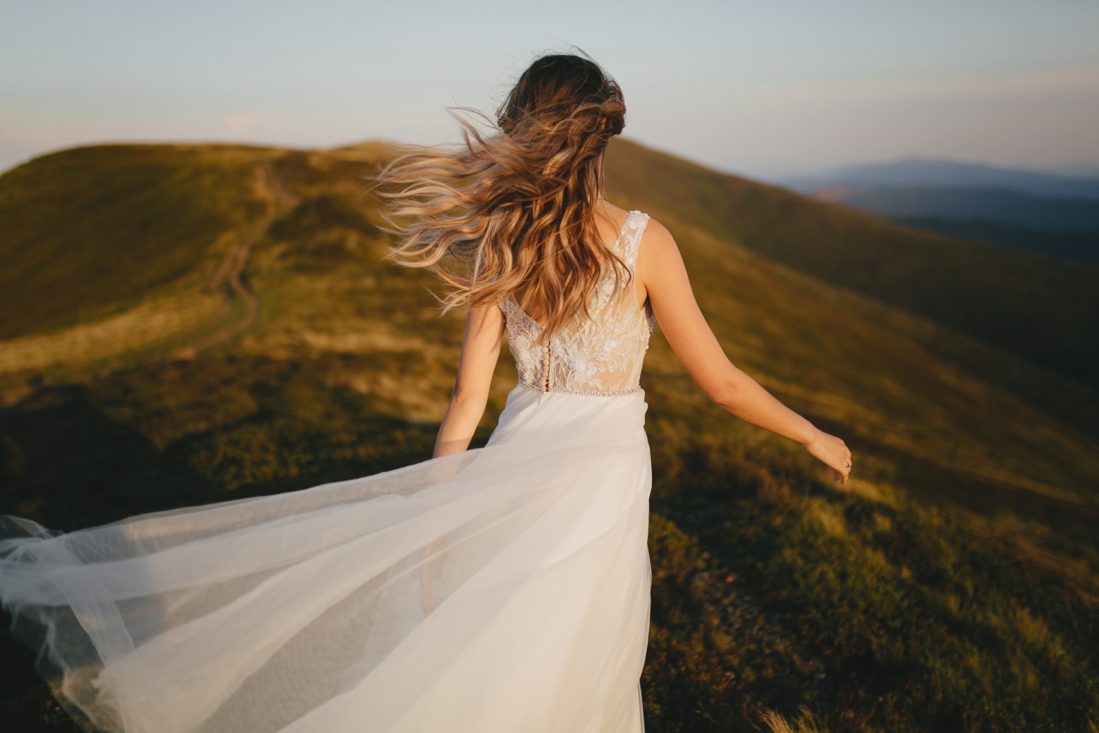 suknie ślubne tło 10